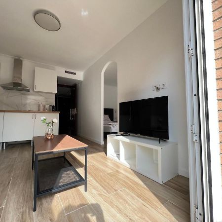 Luna L'Hospitalet de Llobregat Dış mekan fotoğraf