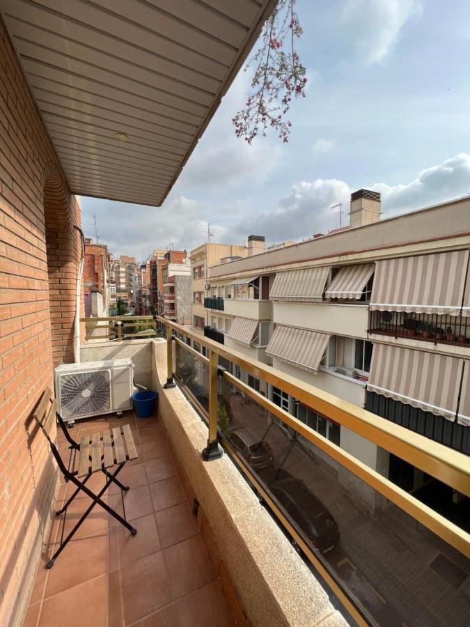 Luna L'Hospitalet de Llobregat Dış mekan fotoğraf